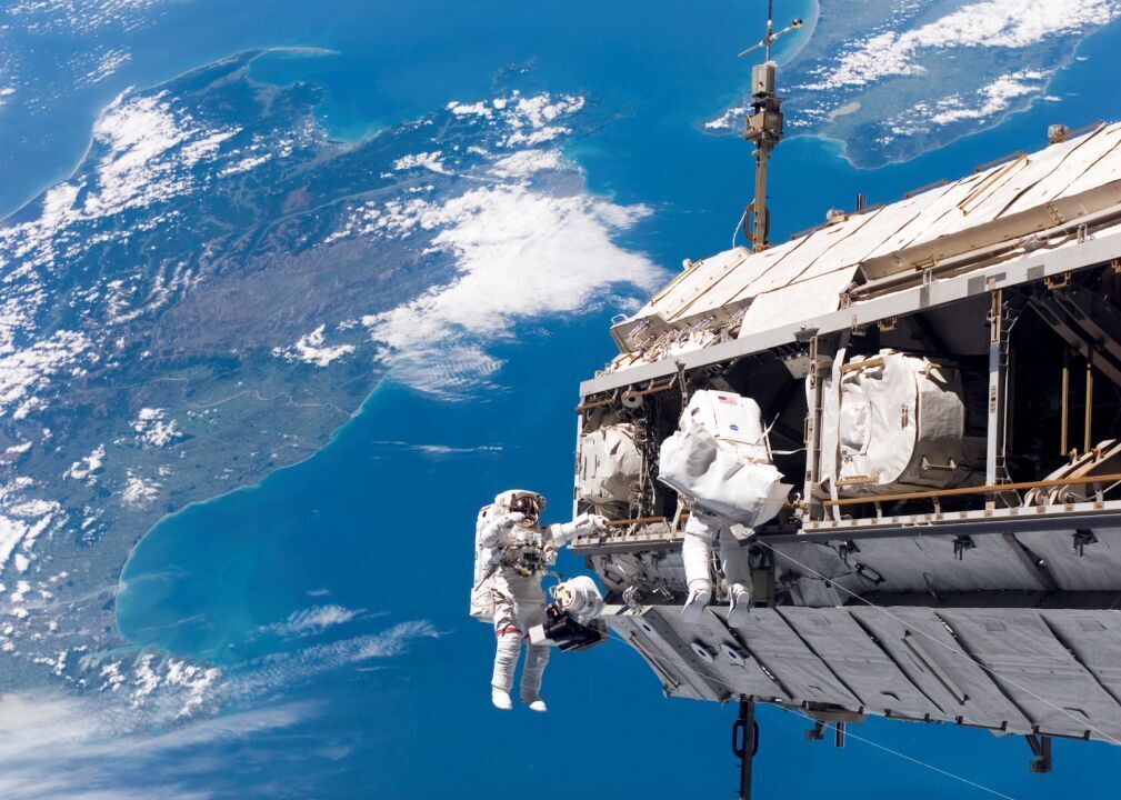 Shuttle space walk